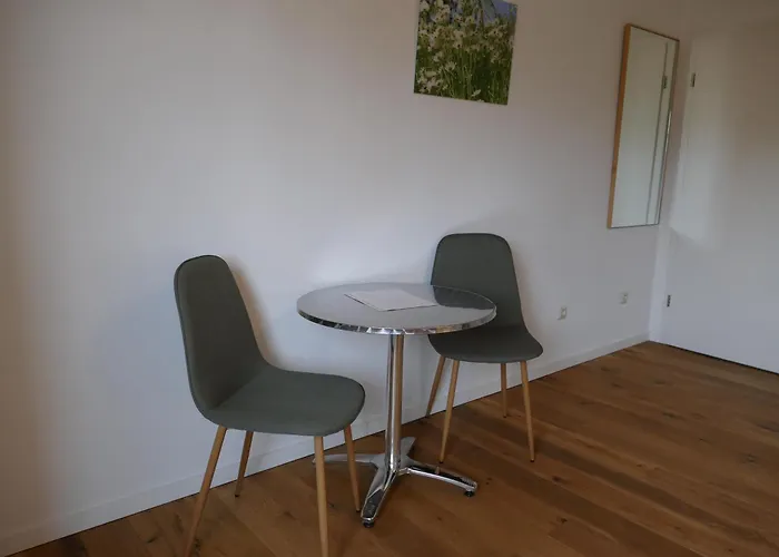 Naturgarten Karlsfeld In Der Schoenen Lausitz